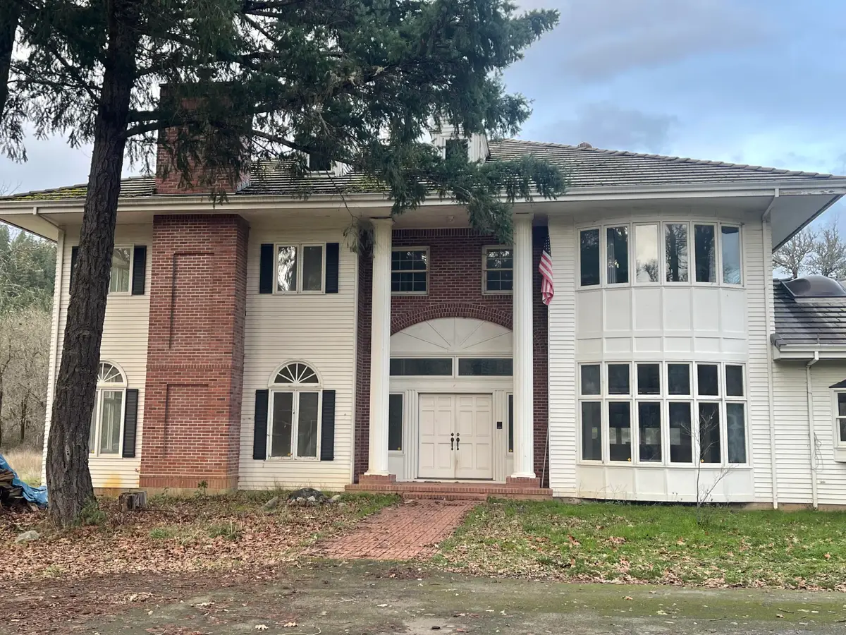 800 Sunny Glen Way, Wolf Creek, OR 97497 - #1