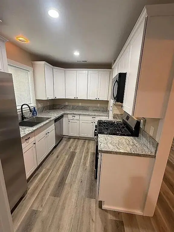 679 Sunset Way, Grants Pass, OR 97527 - #3