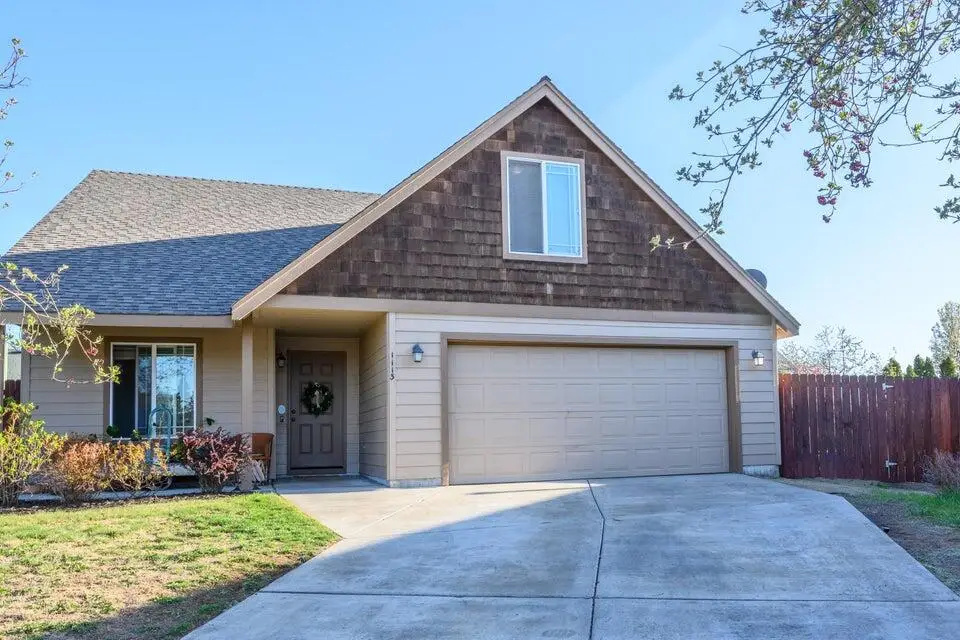 1113 NW 22nd Place, Redmond, OR 97756 - #1