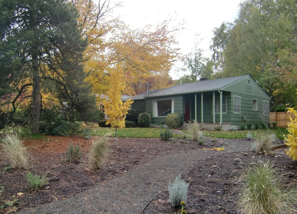 843 Hillview Drive, Ashland, OR 97520 - #1