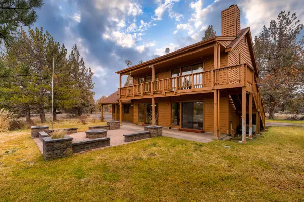 69288 Sabrina Lane, Sisters, OR 97759