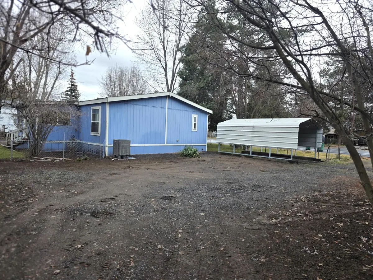 5131 Bristol Avenue, Klamath Falls, OR 97603 - #1