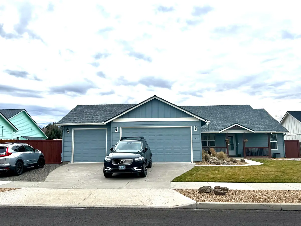 2921 NW 19th Street, Redmond, OR 97756 - #1