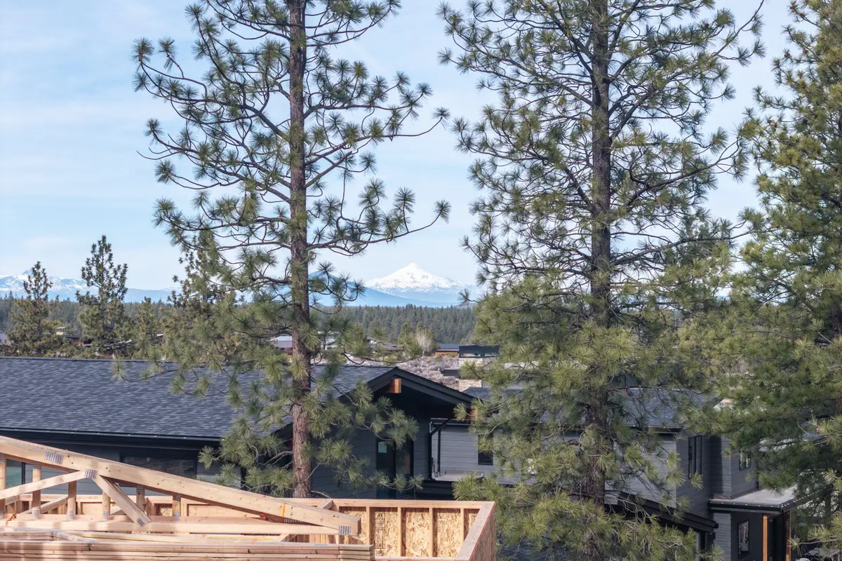 62507 NW Woodsman Loop, Bend, OR 97703 - #1