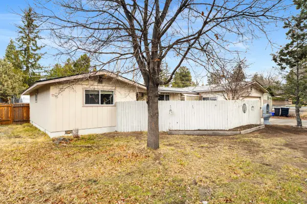 1540 NE Bear Creek Road, Bend, OR 97701