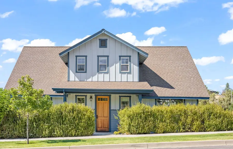 1082 SE Yarrow Avenue, Madras, OR 97741 - #3