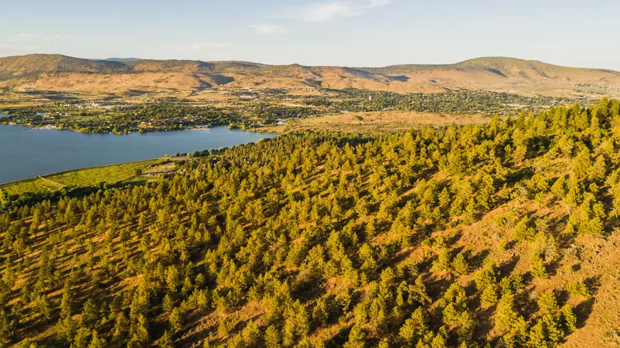 829 Saddle Butte Drive, Klamath Falls, OR 97601 - #3