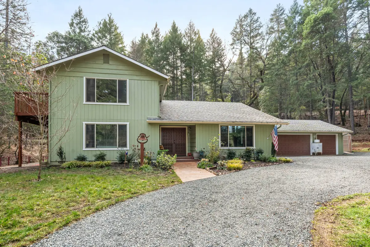 304 Woodlake Drive, Grants Pass, OR 97527 - #1