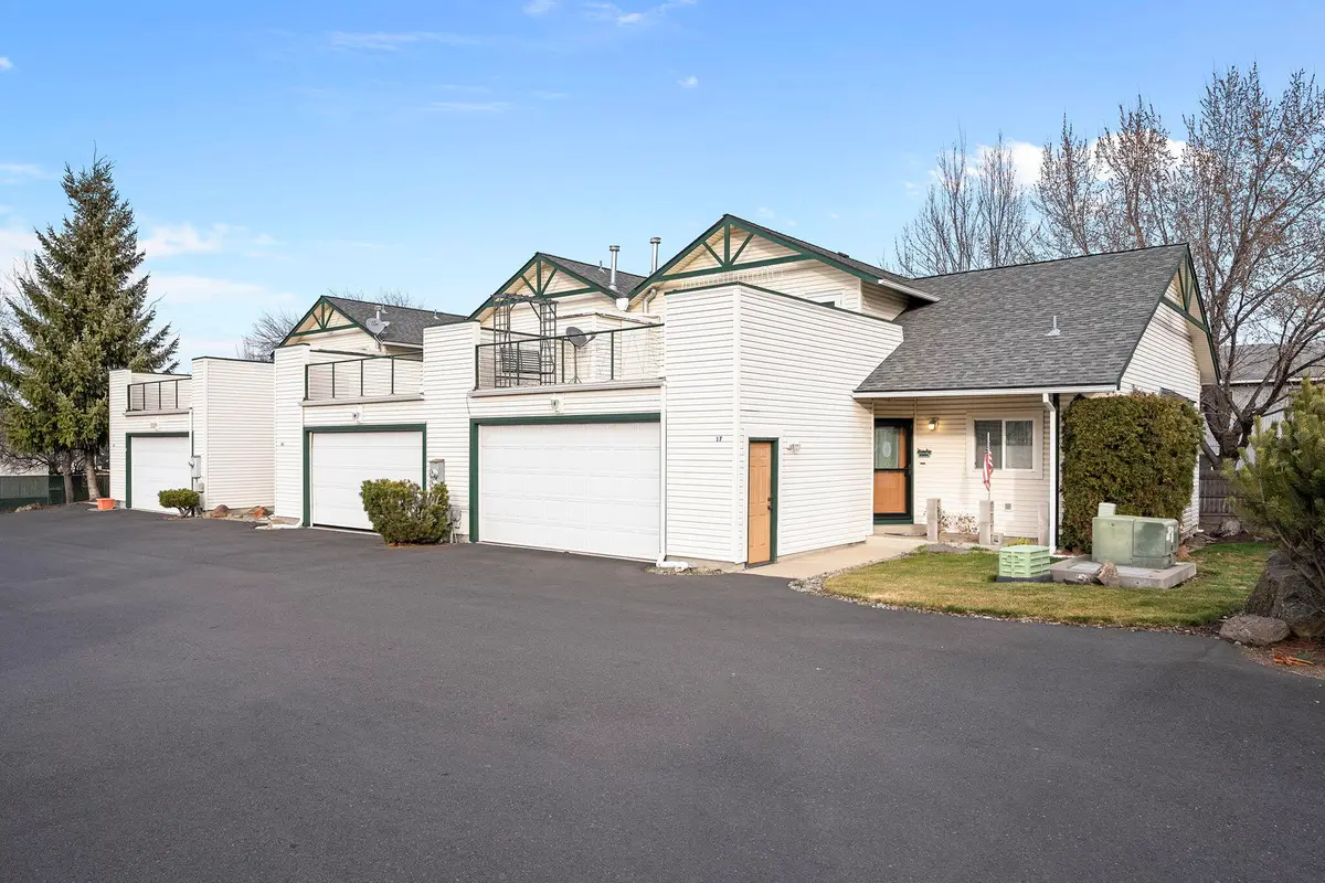 438 NW 19th Street #UNIT 17, Redmond, OR 97756 - #1