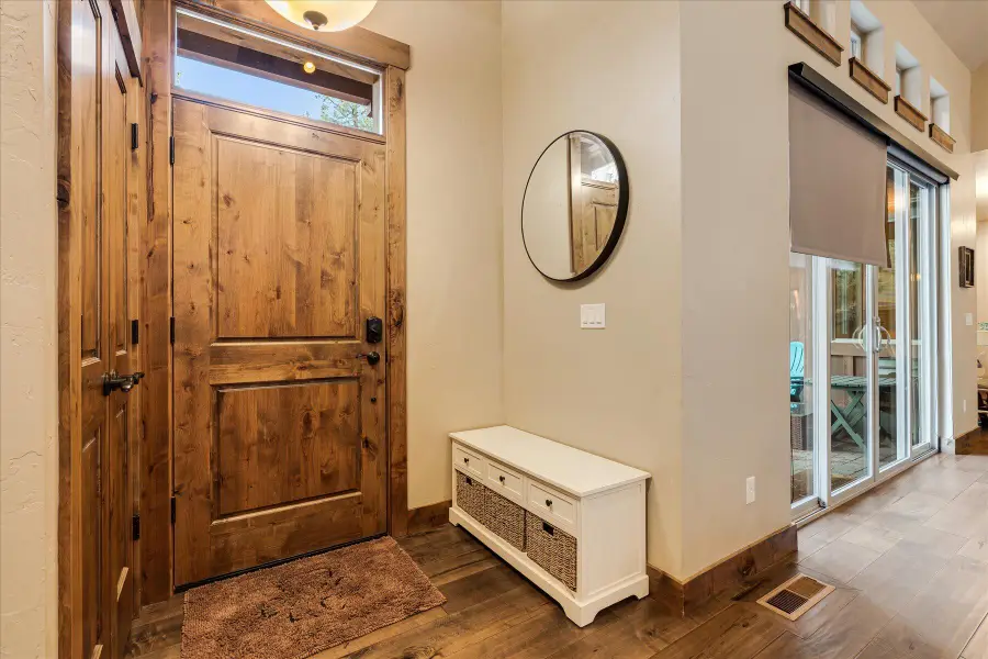 714 S Wrangler Court, Sisters, OR 97759 - #3