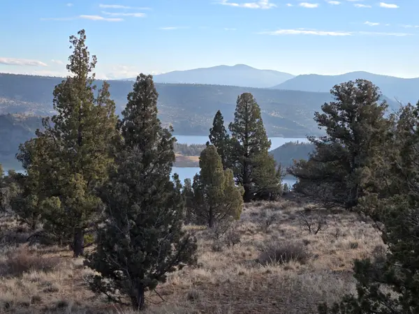 9868 SE Pavati Drive #Lot 40, Prineville, OR 97754
