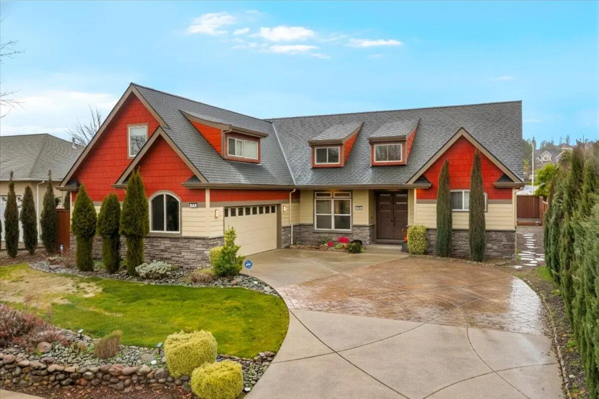 279 Robert Trent Jones Boulevard, Eagle Point, OR 97524 - #1