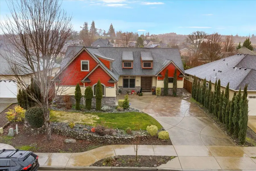 279 Robert Trent Jones Boulevard, Eagle Point, OR 97524 - #3