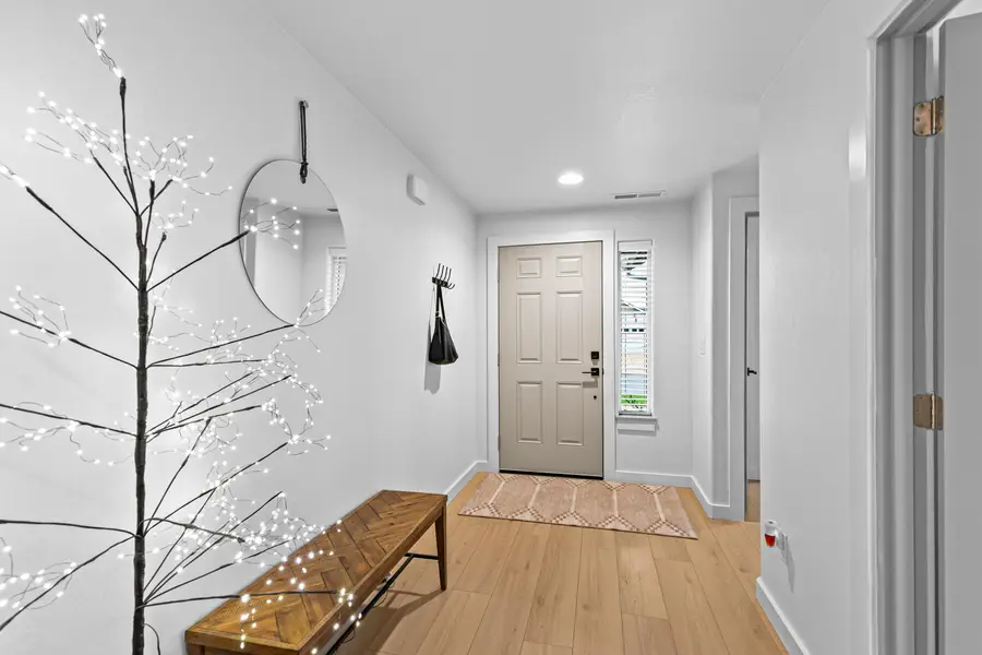 3647 Durst Street, Medford, OR 97504 - #3