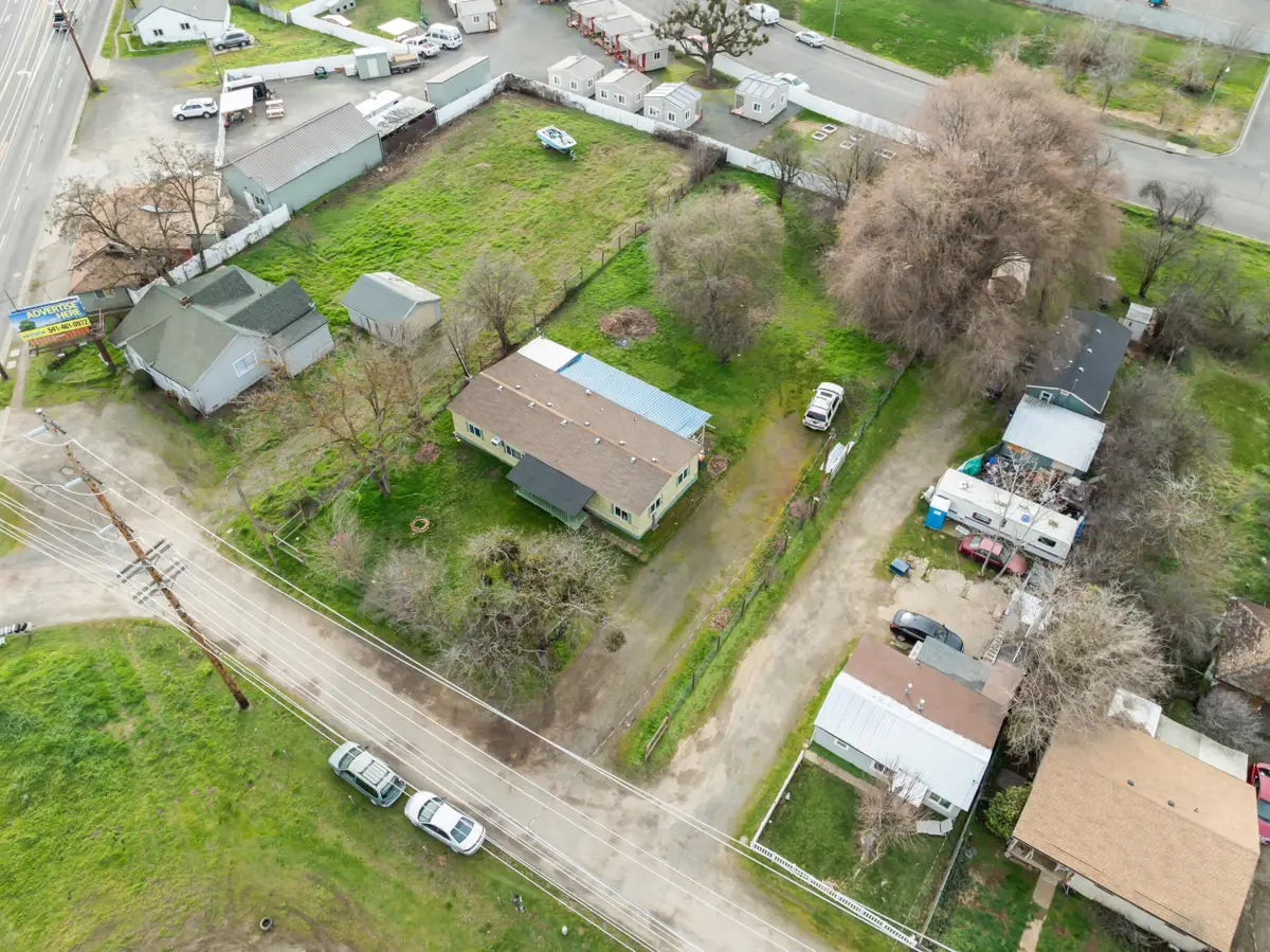 1103 Pinecroft Avenue, Medford, OR 97501 - #1