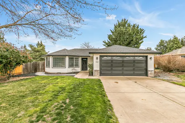 1461 Applegate Lane, Medford, OR 97501