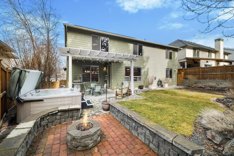 512 NW Flagline Drive, Bend, OR 97703 - #3