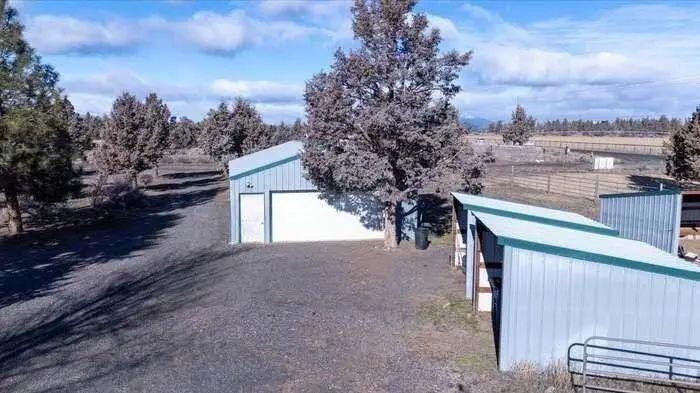 67070 Paradise Alley, Bend, OR 97703 - #3