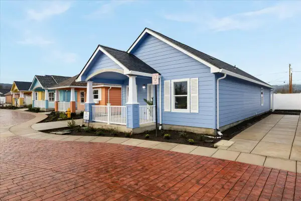 193 New Spirit Way #Lot 24, Medford, OR 97501