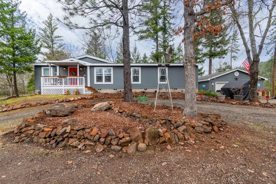 71 Cora Drive, Shady Cove, OR 97539 - #2