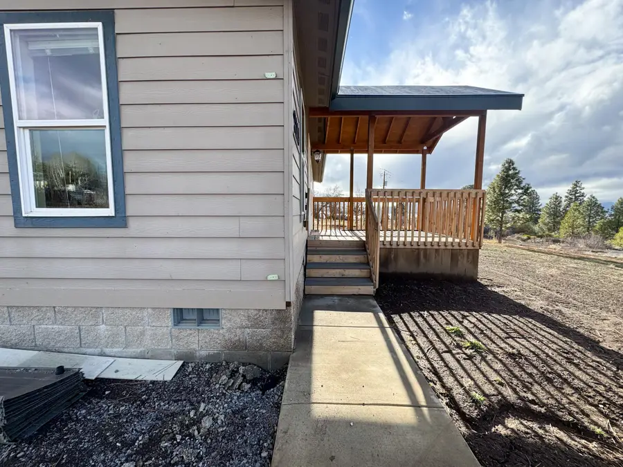 3218 Shoreview Drive, Chiloquin, OR 97624 - #2