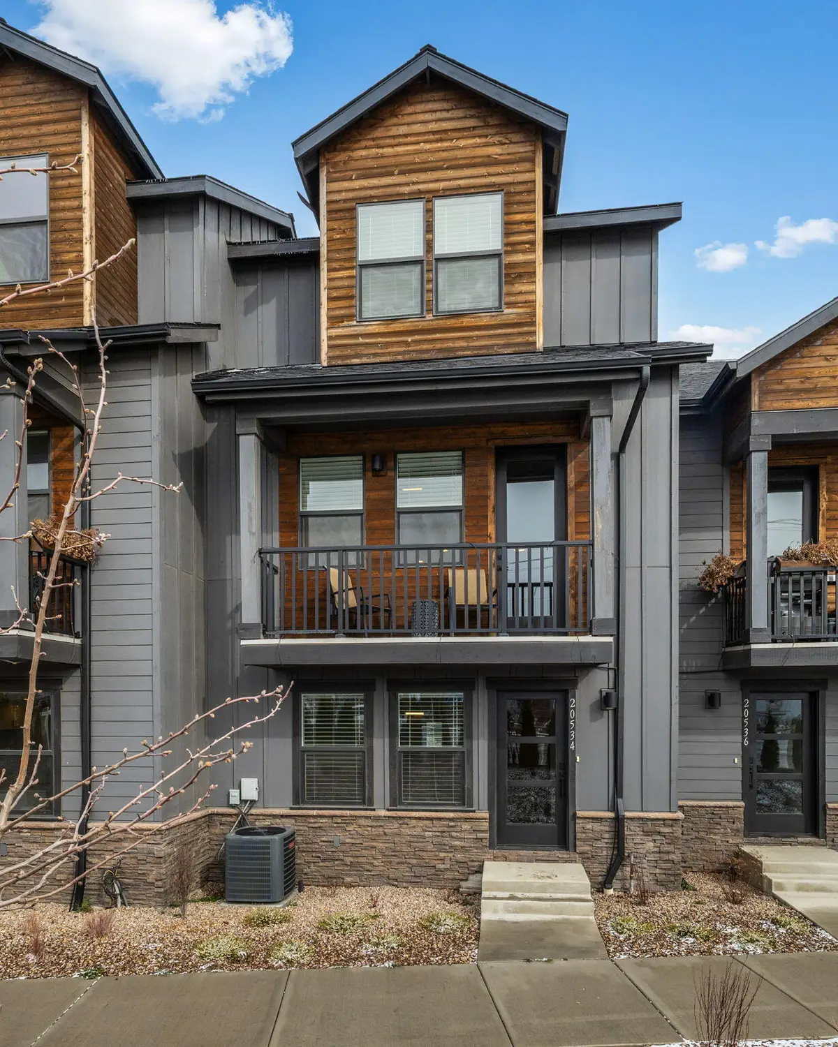 20534 Empire Avenue, Bend, OR 97701 - #1