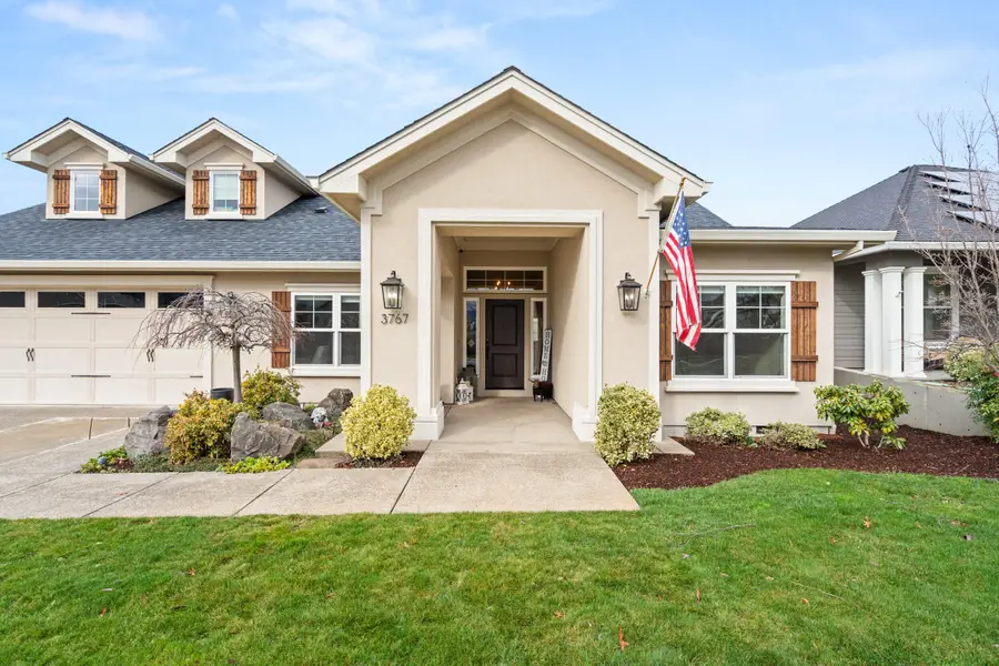 3767 Sunleaf Avenue, Medford, OR 97504 - #2