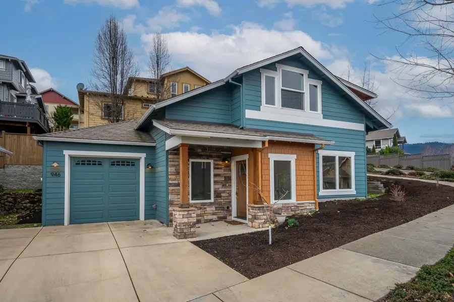 946 Stoneridge Avenue, Ashland, OR 97520 - #2
