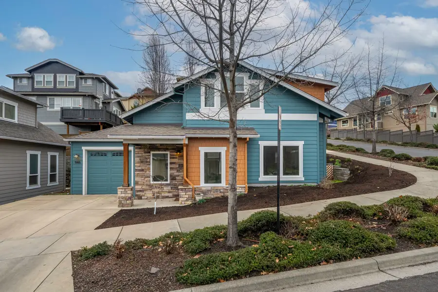 946 Stoneridge Avenue, Ashland, OR 97520 - #3