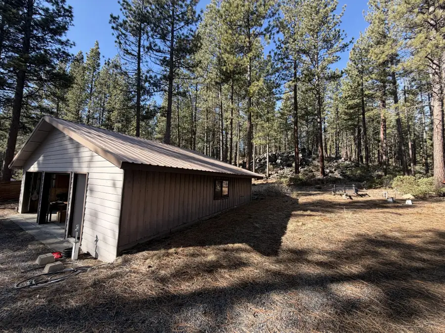 55121 Forest Lane, Bend, OR 97707 - #2