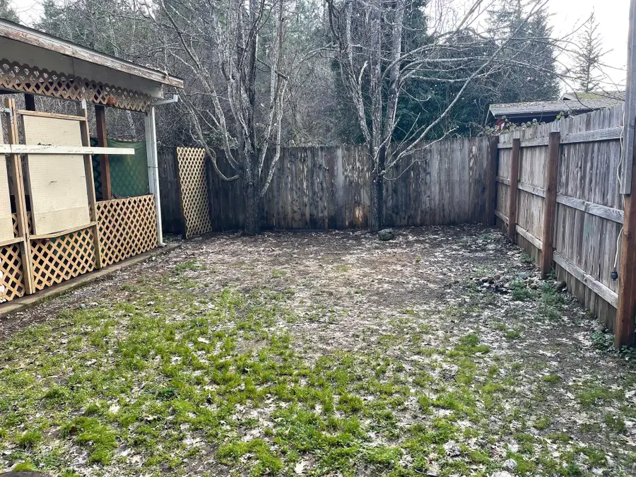 411 S Old Stage Road, Cave Junction, OR 97523 - #3