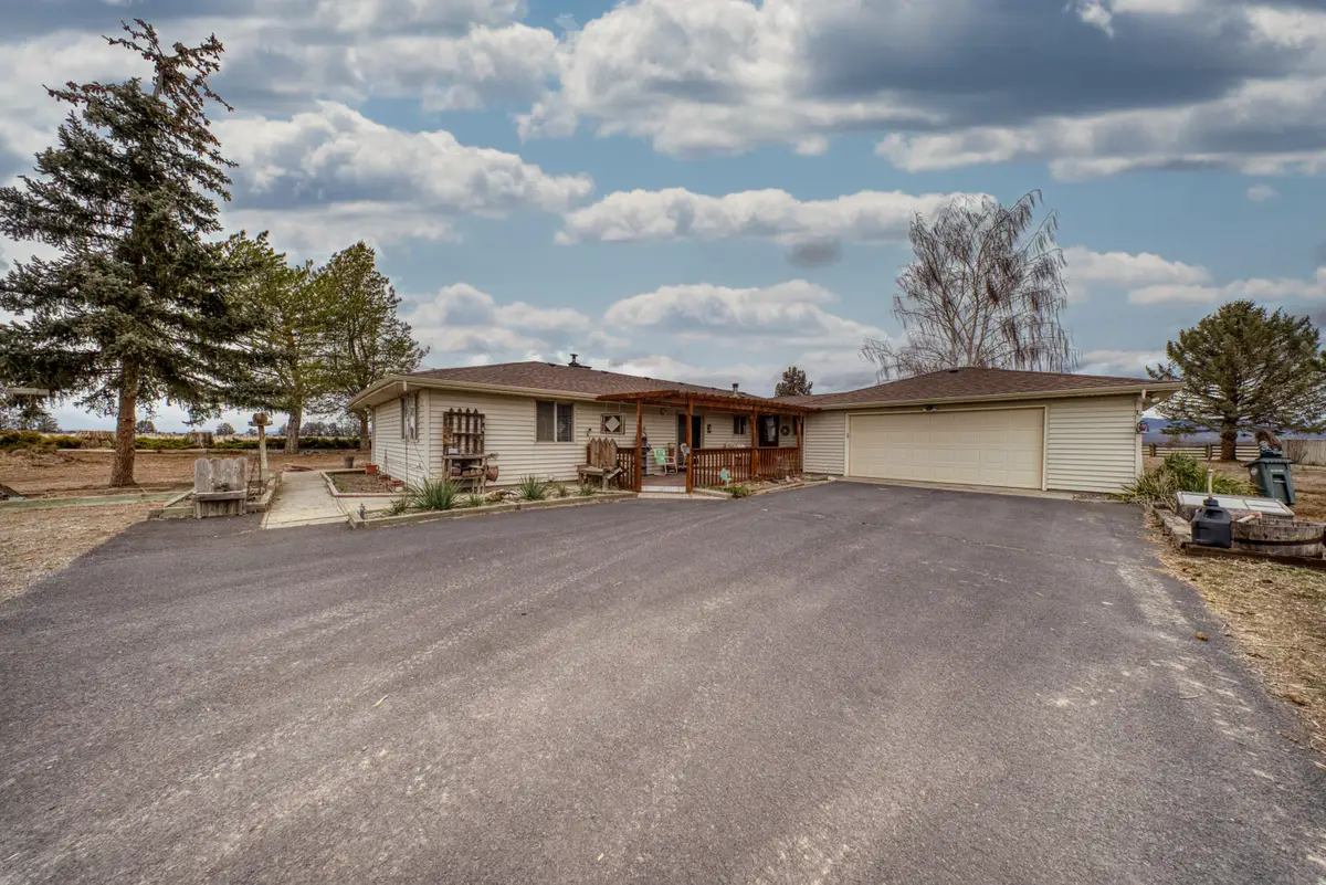 26690 Horsell Road, Bend, OR 97701 - #1