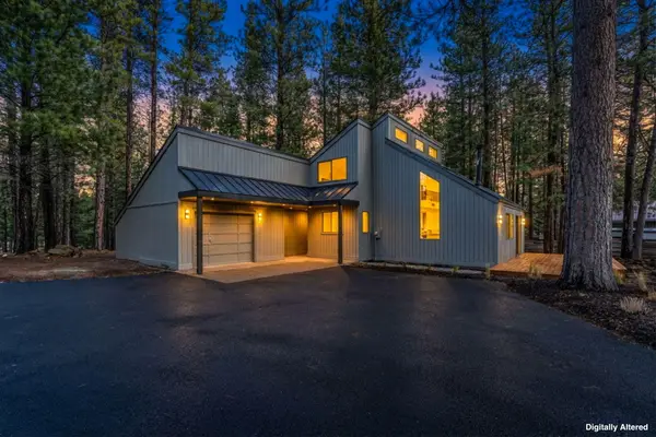 14455 Crossroads Loop, Sisters, OR 97759