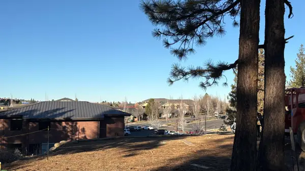 0 SW Taft Avenue #3, Bend, OR 97702