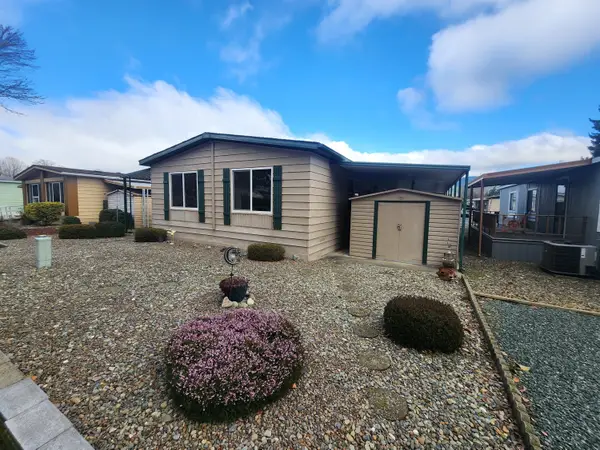 123 Waverly Drive, Grants Pass, OR 97526