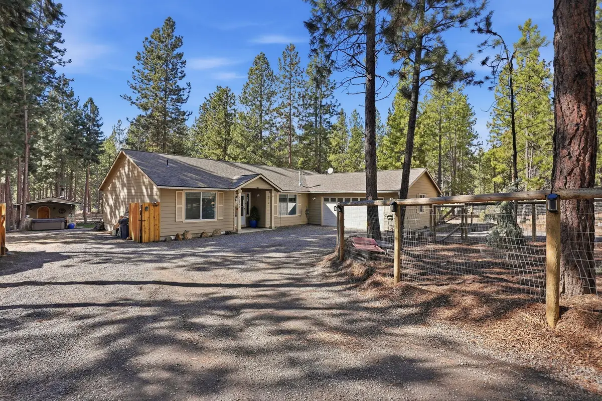 60095 Crater Road, Bend, OR 97702 - #1
