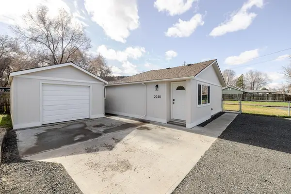 2240 SE Roadway Lane, Prineville, OR 97754