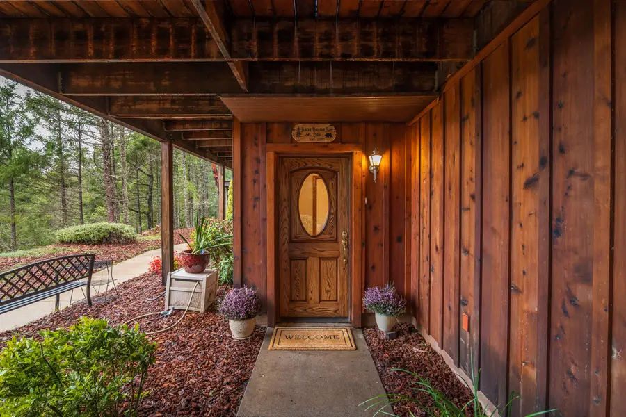 696 Yearly Way, Grants Pass, OR 97527 - #2