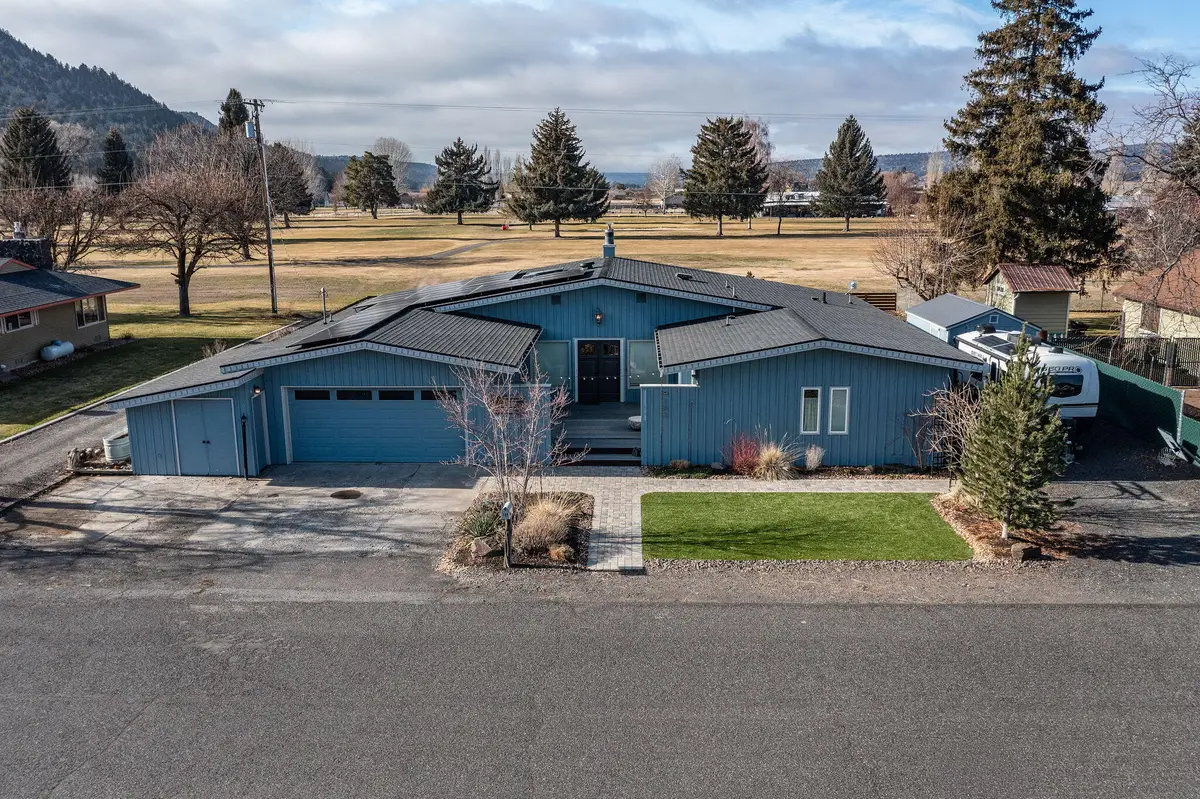 183 NE Marmot Lane, Prineville, OR 97754 - #1