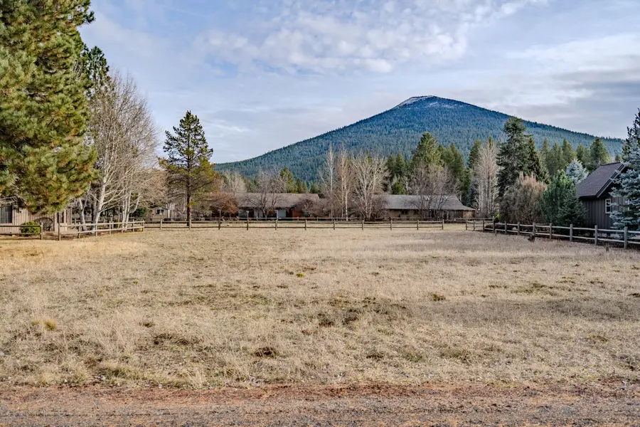 26249 SW Metolius Meadows Drive, Camp Sherman, OR 97730 - #2