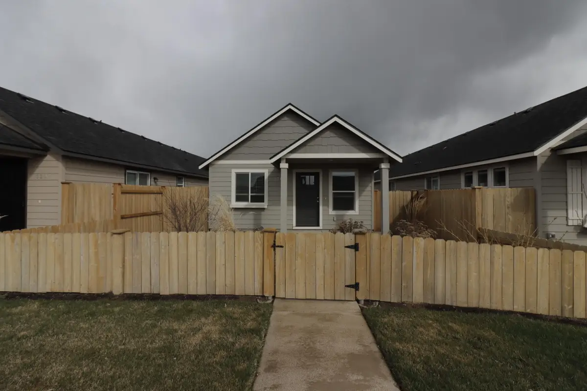 3288 NW 10th Street, Redmond, OR 97756 - #1