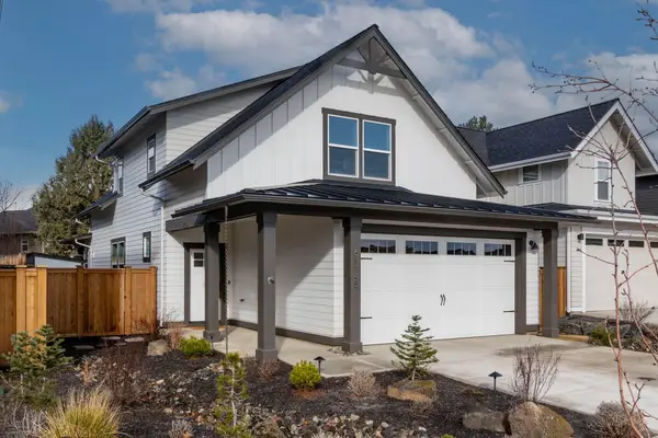 61145 SE Wagyu Drive, Bend, OR 97702