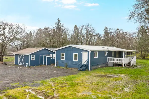 3223 Camp Joy Road, Grants Pass, OR 97526