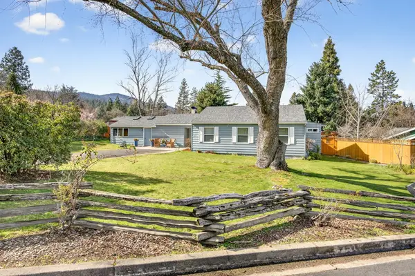 965 Park Street, Ashland, OR 97520
