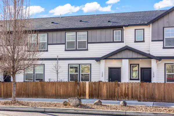 1226 NW Upas Place, Redmond, OR 97756