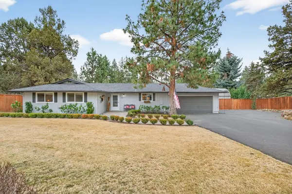 20977 Desert Woods Drive, Bend, OR 97702