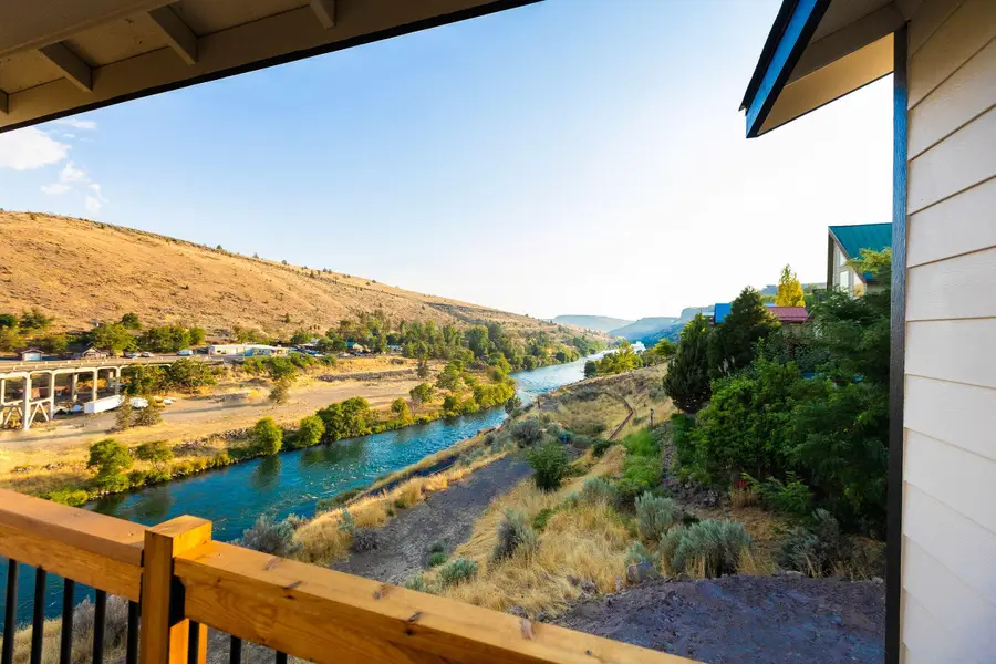 390 Elrod Place, Maupin, OR 97037 - #2