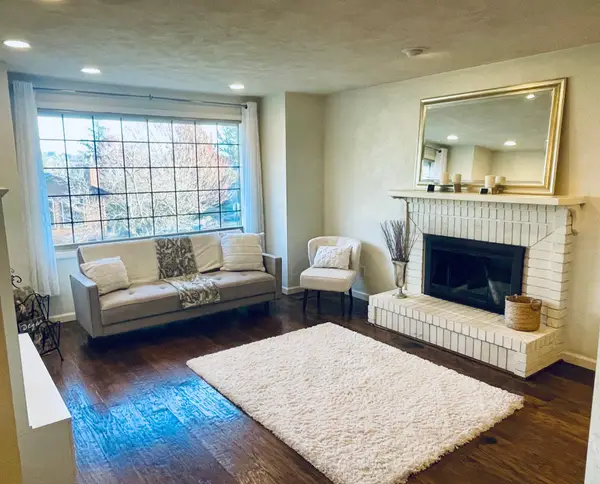 2446 Heritage Way, Medford, OR 97504