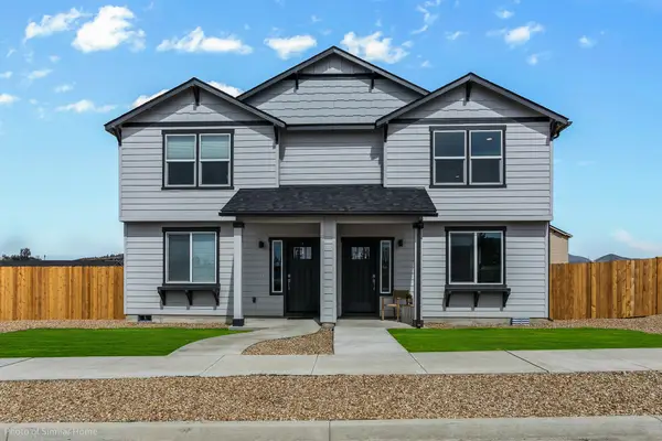 3382 NW 7th Street #99, Redmond, OR 97756