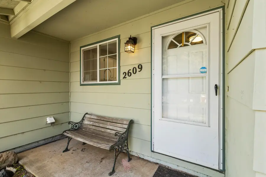 2609 Berkeley Street, Klamath Falls, OR 97601 - #3